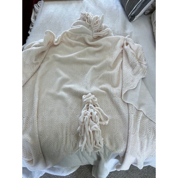 Ivory/ Gold Hooded Unicorn Cozy Blanket Cloak Robe for Child Kids Christmas Gift - Picture 8 of 8